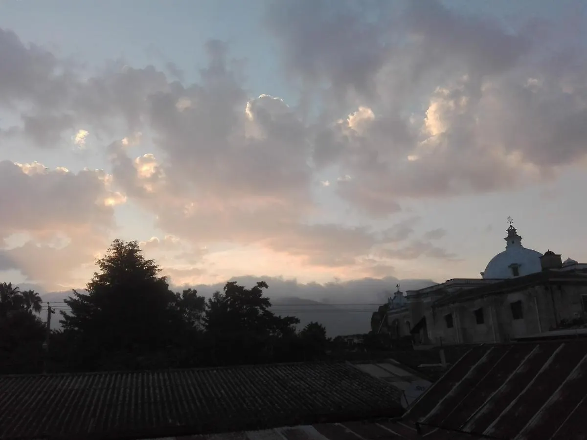 Huellas Hostal Antigua Γουατεμάλα