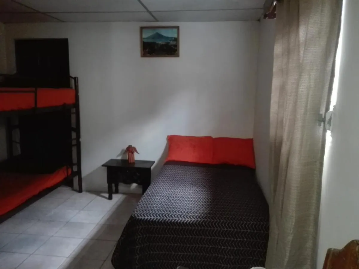 Hostel Huellas Hostal Antigua