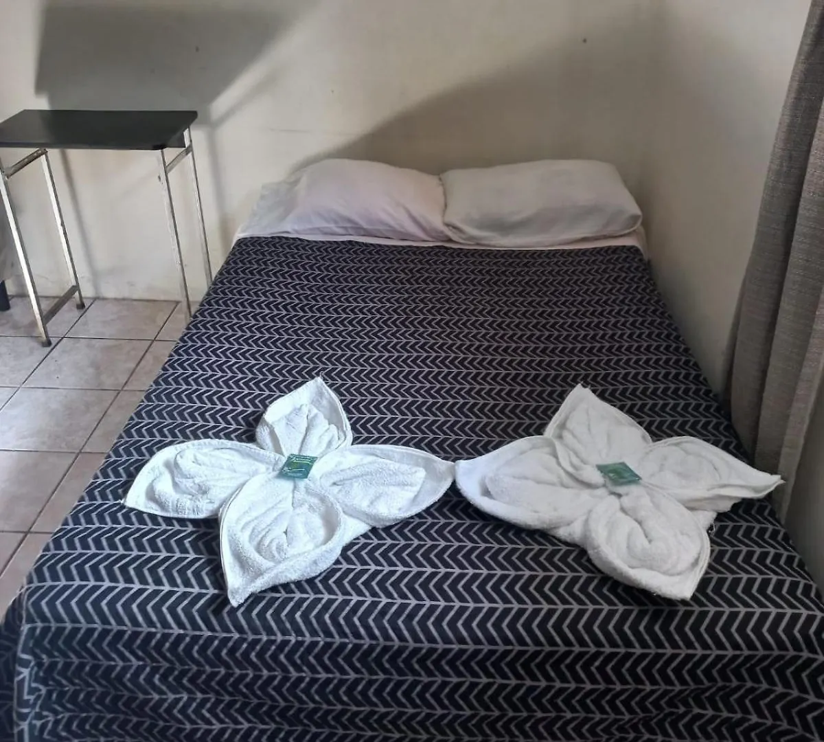 Huellas Hostal Antigua
